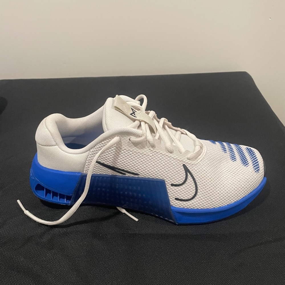 Nike Metcon 9 Mens Training Shoes White Royal Blue DZ2617-008 Size 8.5
